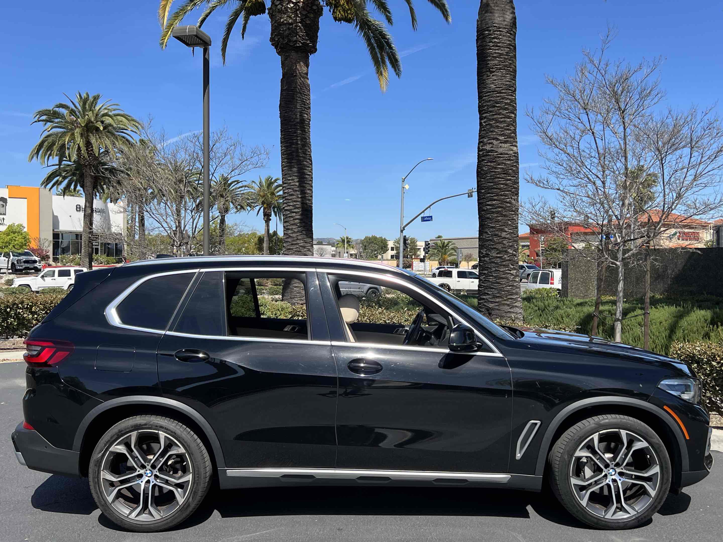 Used 2021 BMW X5 sDrive40i w/ Premium Package RWD image 17