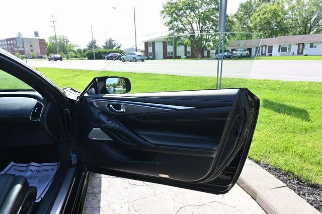 Used 2018 INFINITI Q60 3.0t Luxe image 18