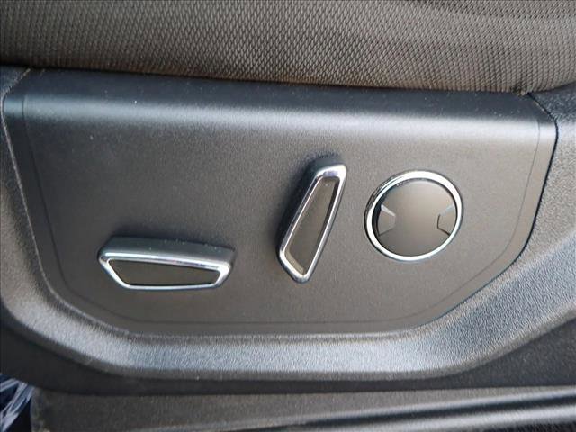 Used 2015 Ford F150 XLT w/ Equipment Group 302A Luxury image 11