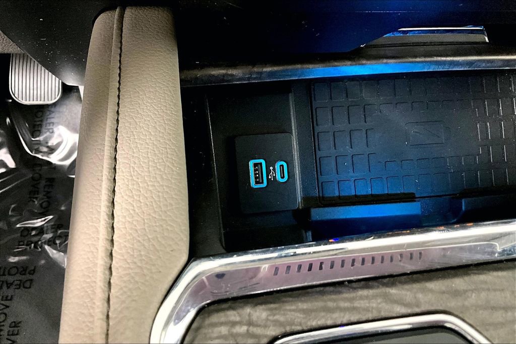 Used 2021 Ford Expedition Limited image 34