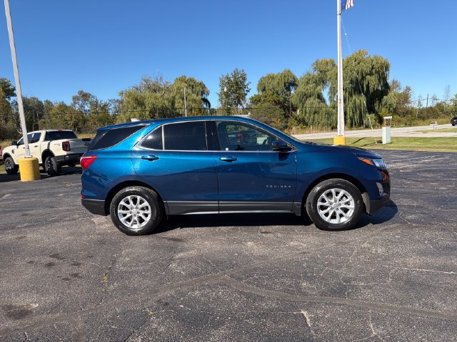 Used 2020 Chevrolet Equinox LT w/ Driver Convenience Package FWD image 11