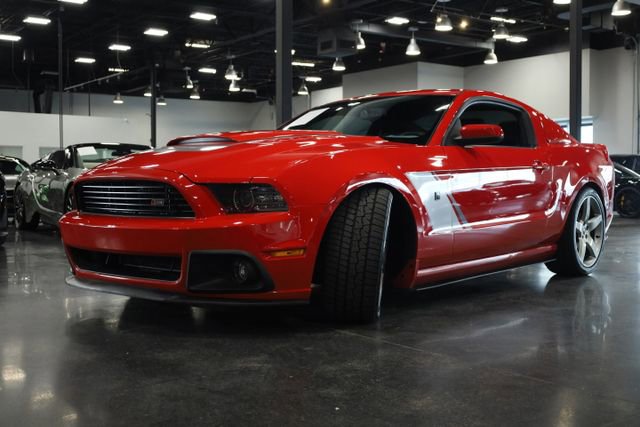 Used 2014 Ford Mustang GT Premium RWD image 8