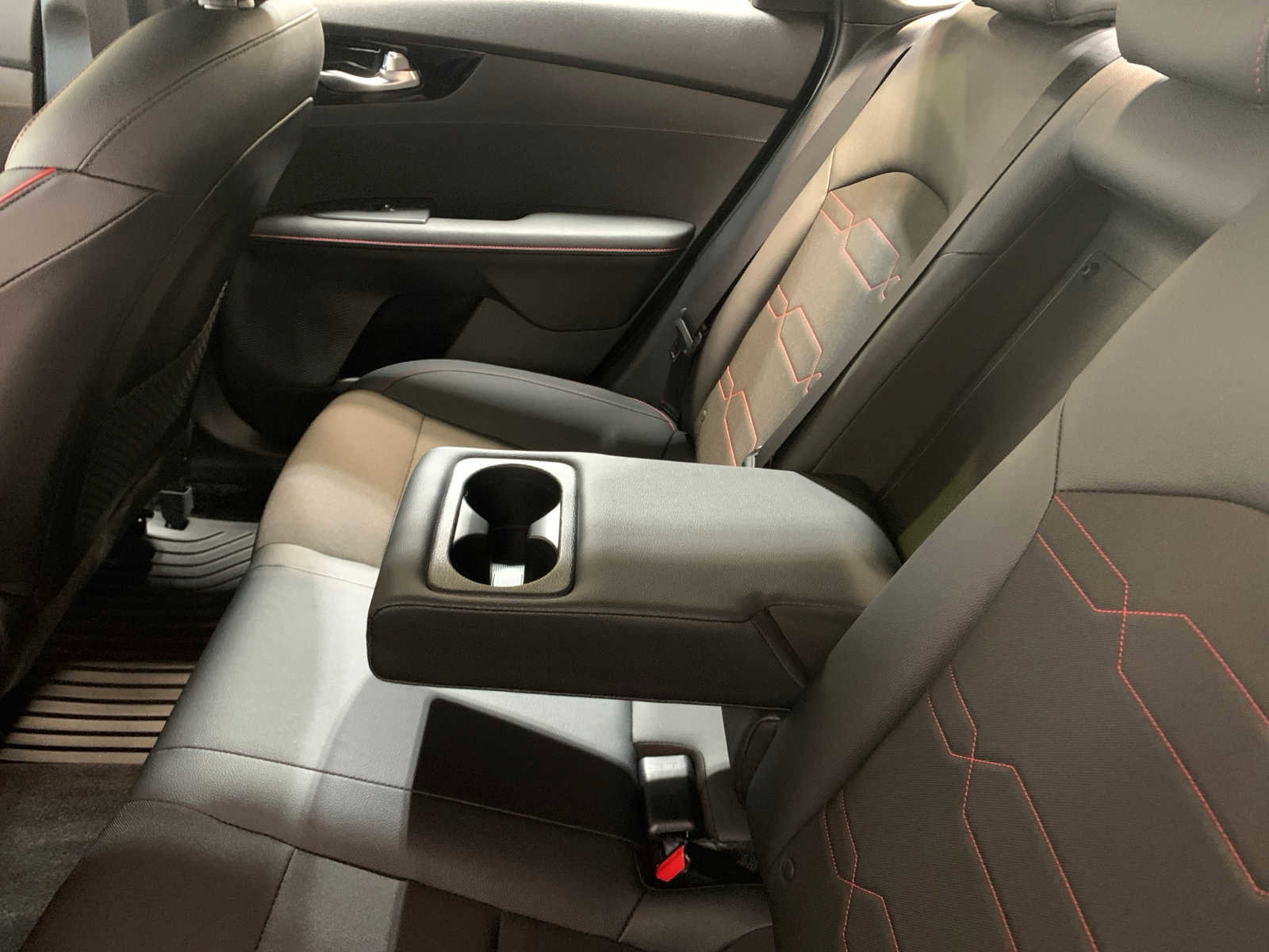 Used 2023 Kia Forte GT image 5