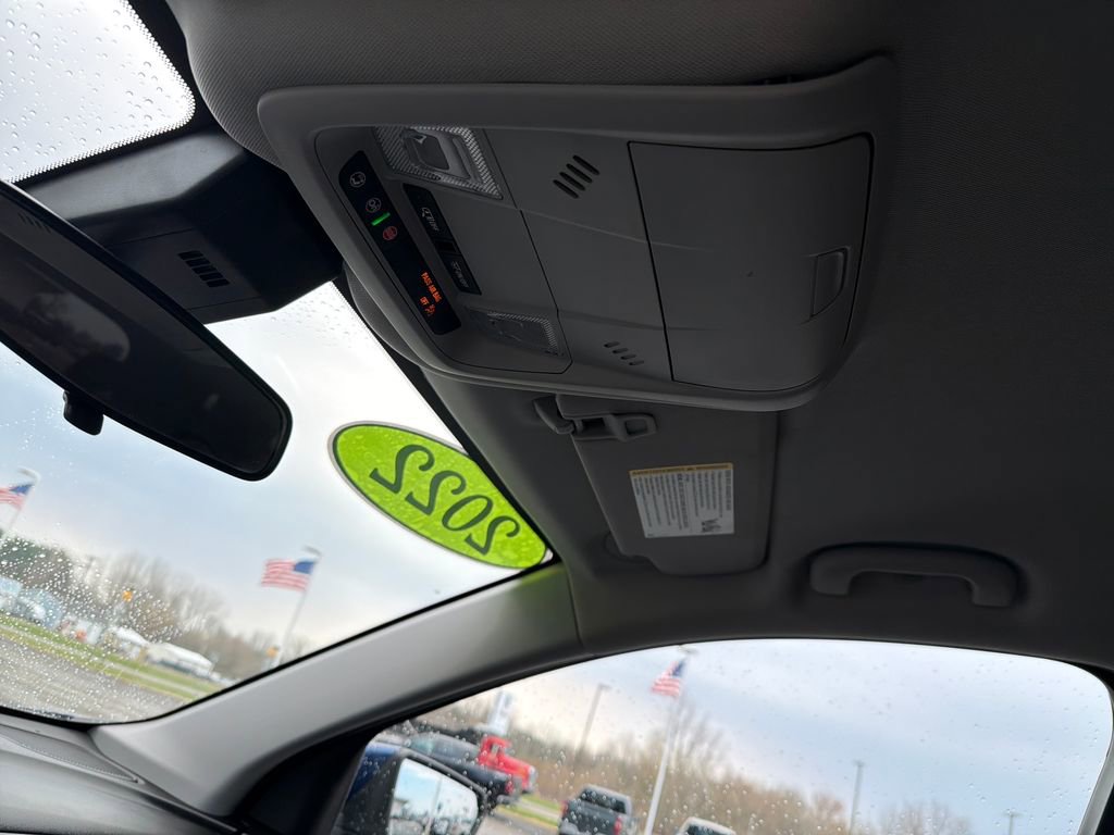 Used 2022 Chevrolet Equinox LT FWD image 21