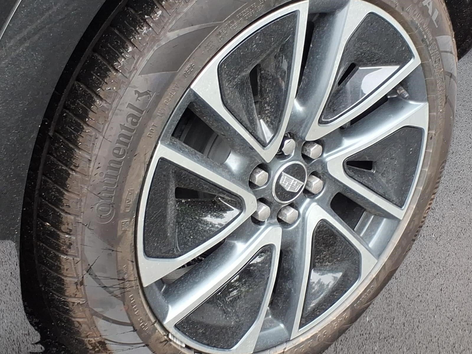 New 2027 Cadillac Optiq Sport w/ LPO, Floor Liner Package AWD/4WD image 9