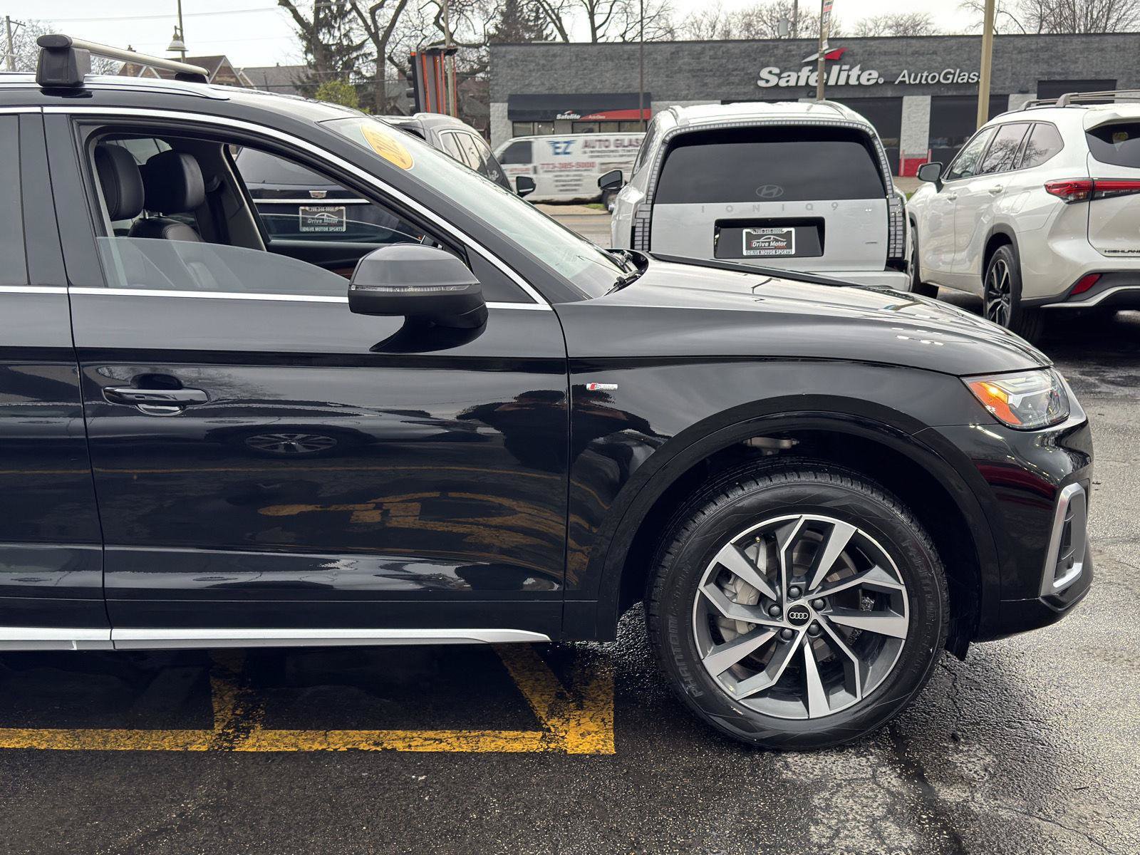 Used 2023 Audi Q5 2.0T Premium Plus w/ Premium Plus Package AWD/4WD image 14