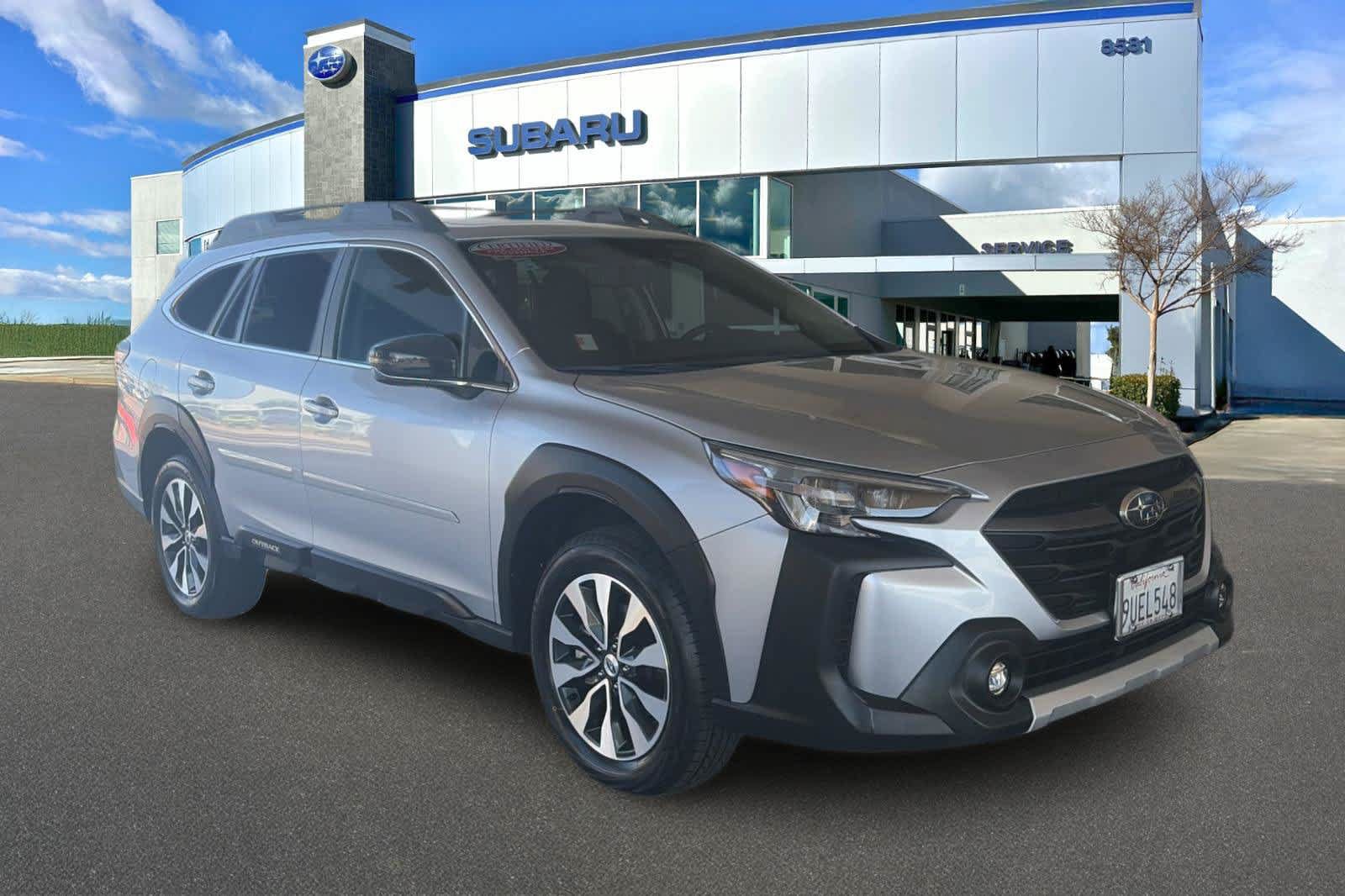 Certified 2025 Subaru Outback Limited AWD/4WD image 5