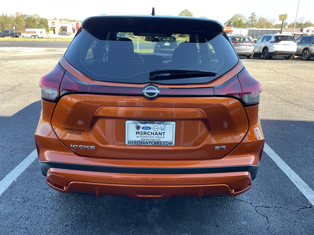 Certified 2024 Nissan Kicks SR FWD image 20
