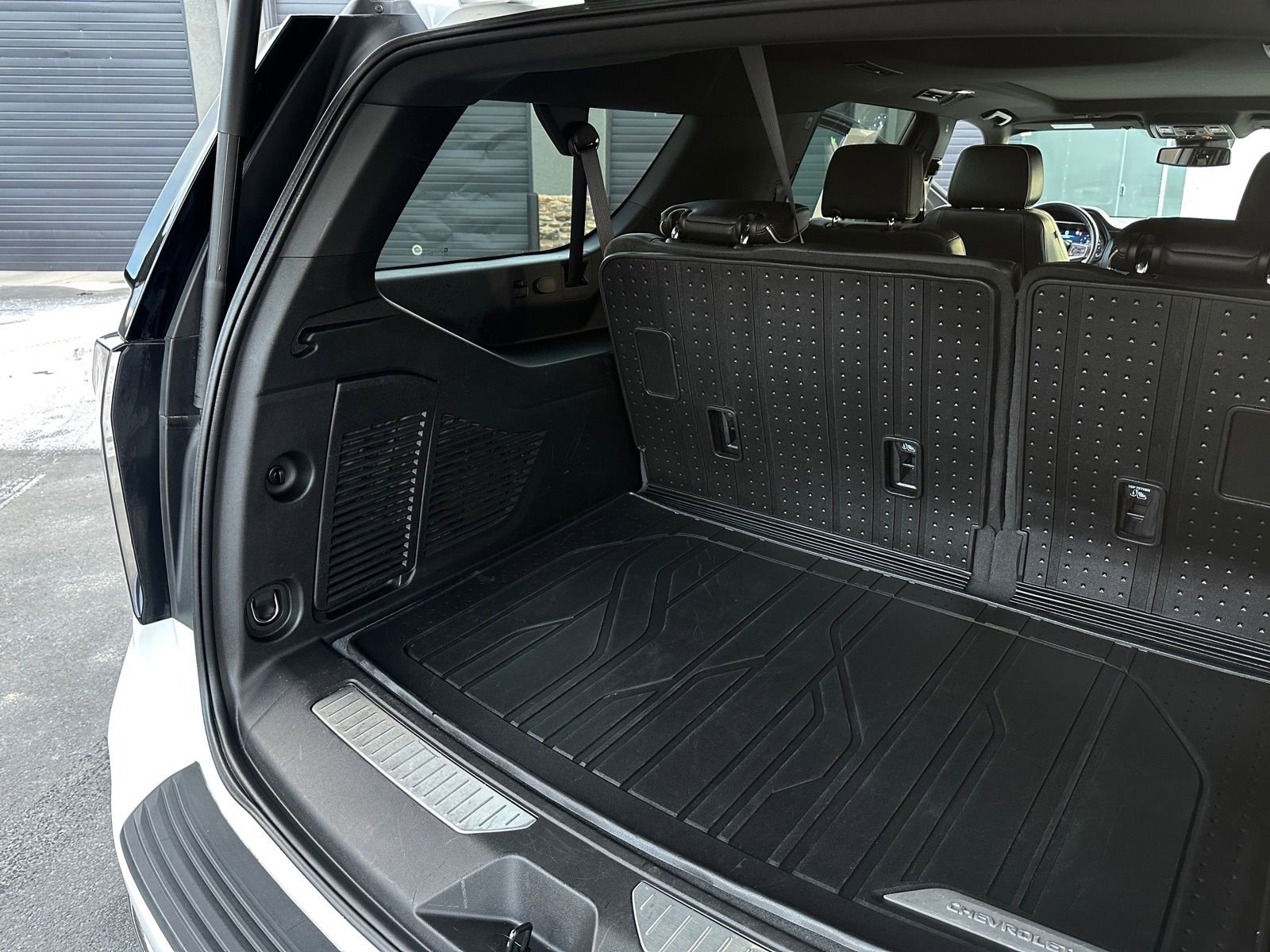 Used 2023 Chevrolet Suburban Premier w/ Max Trailering Package image 28