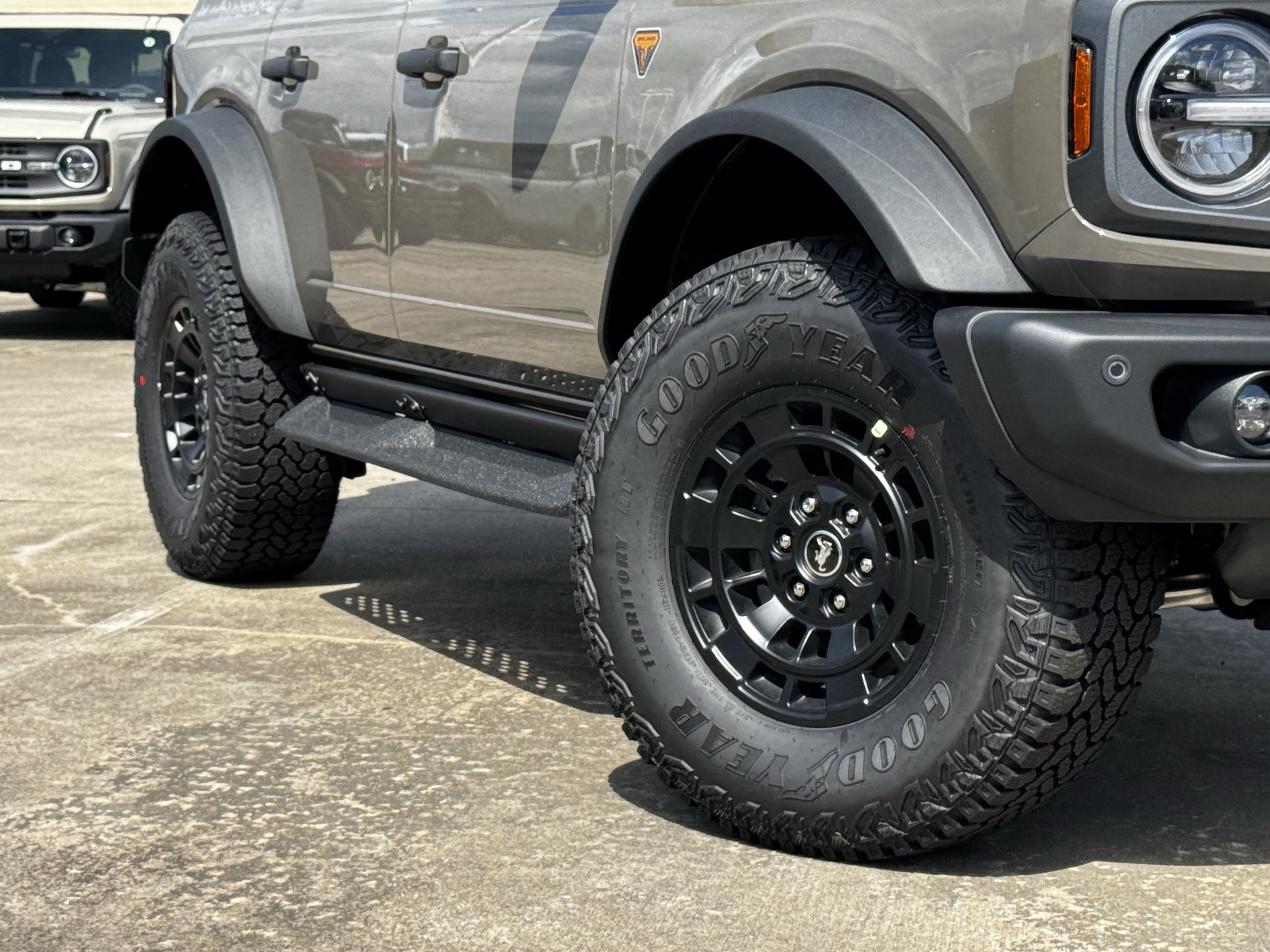 New 2026 Ford Bronco Badlands AWD/4WD image 12