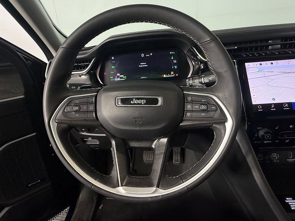 Certified 2023 Jeep Grand Cherokee 4WD 4xe w/ Luxury Tech Group II image 13