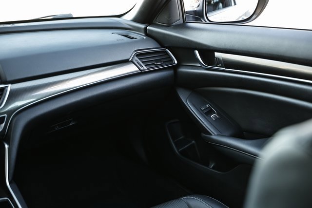 Used 2021 Honda Accord Sport image 28