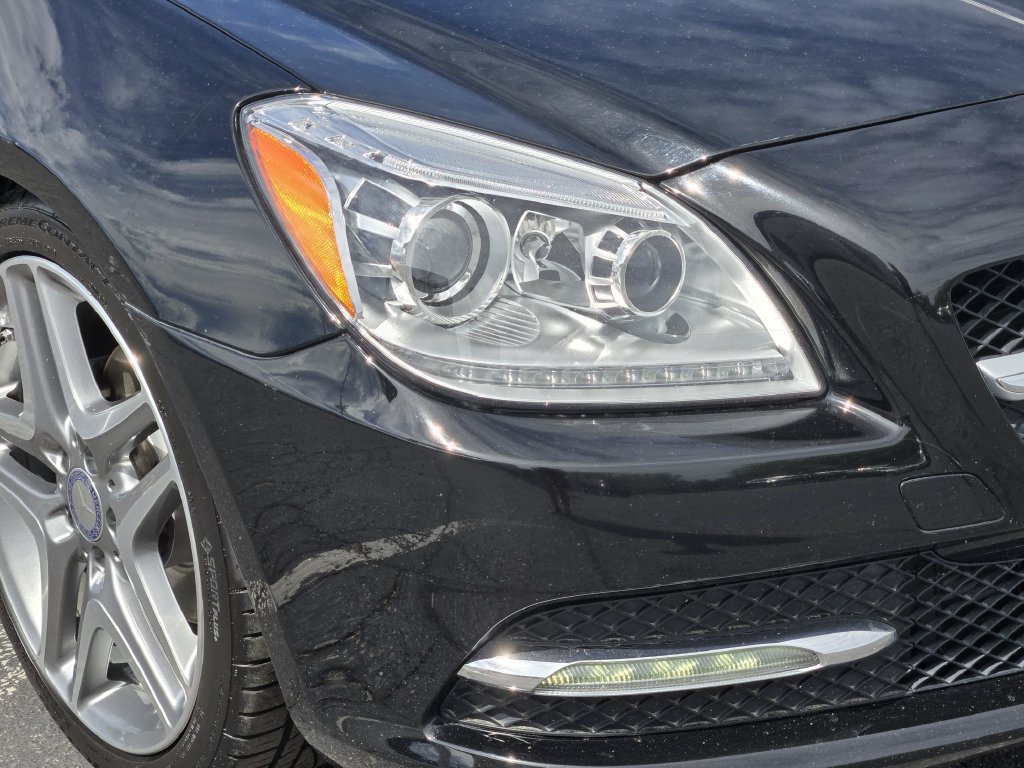 Used 2014 Mercedes-Benz SLK 250 image 8