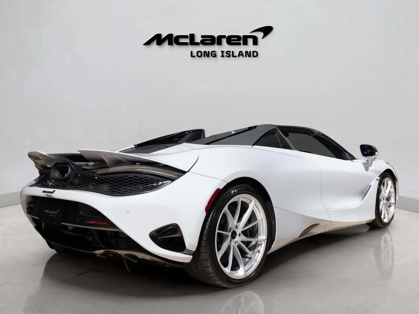 New 2026 McLaren 750S Spider image 4