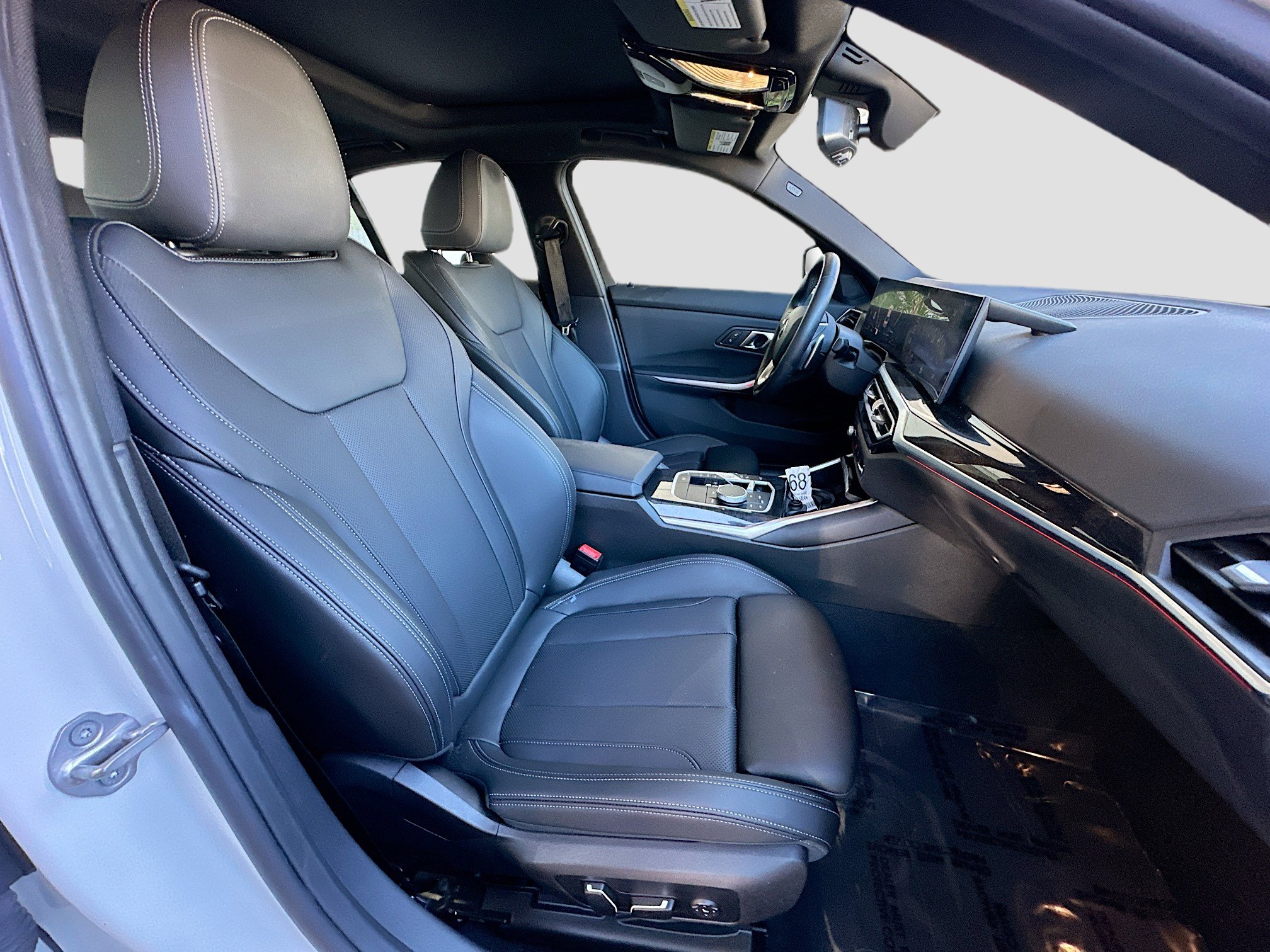 Certified 2024 BMW 330i Sedan w/ Convenience Package image 29