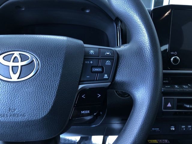 Used 2025 Toyota Camry LE image 26