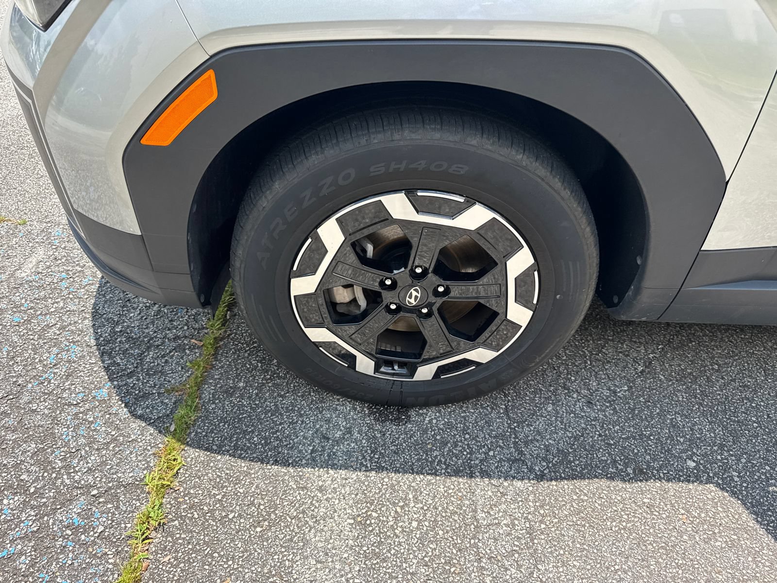 Certified 2024 Hyundai Santa Fe SEL FWD image 11