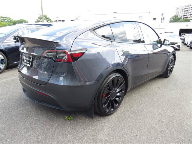 Used 2023 Tesla Model Y Performance AWD/4WD image 4