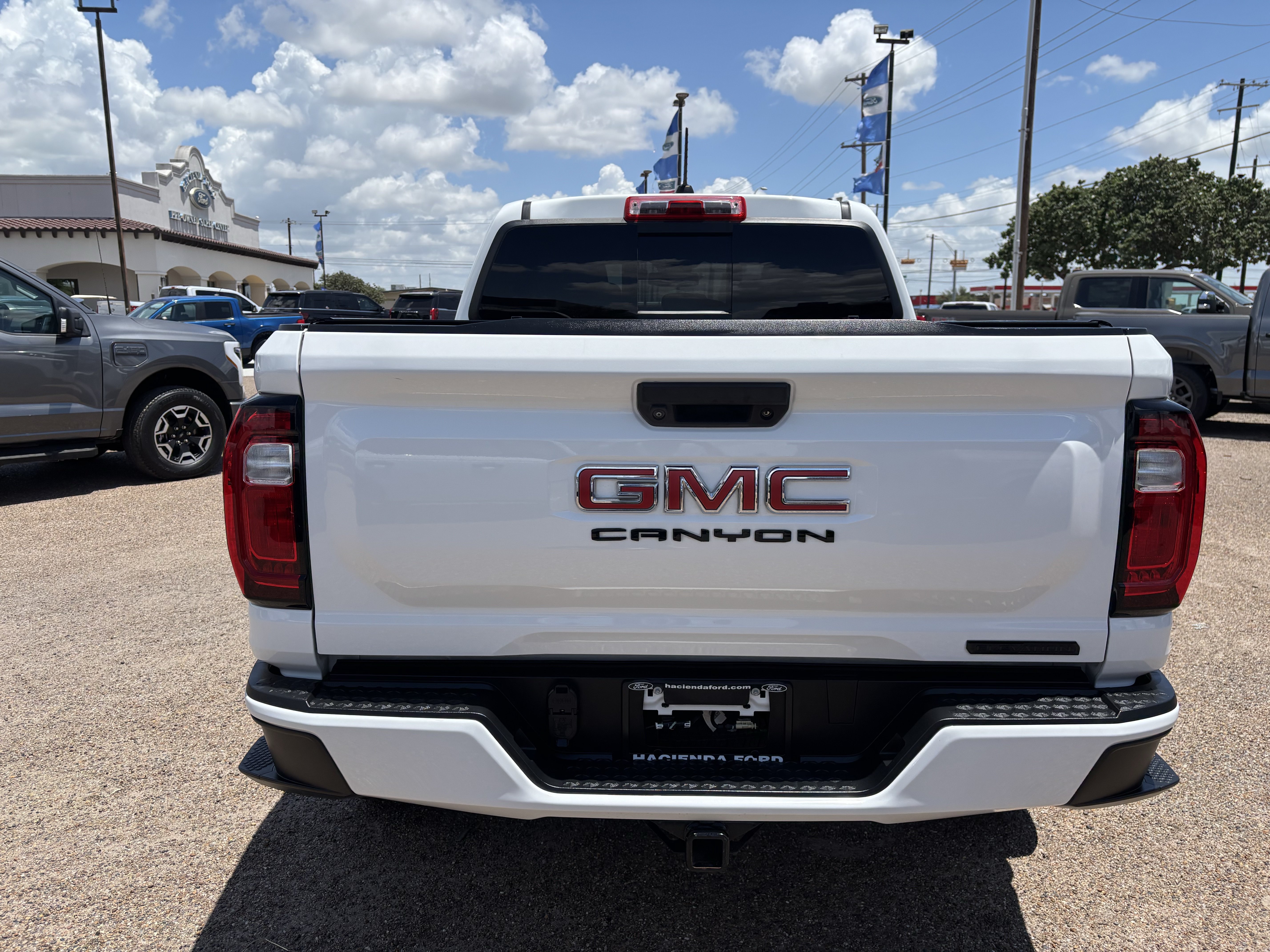 Used 2023 GMC Canyon Elevation w/ Convenience Package RWD image 3