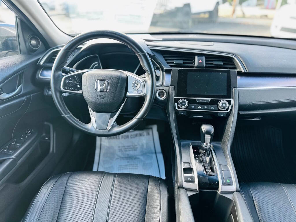 Used 2016 Honda Civic Touring image 10