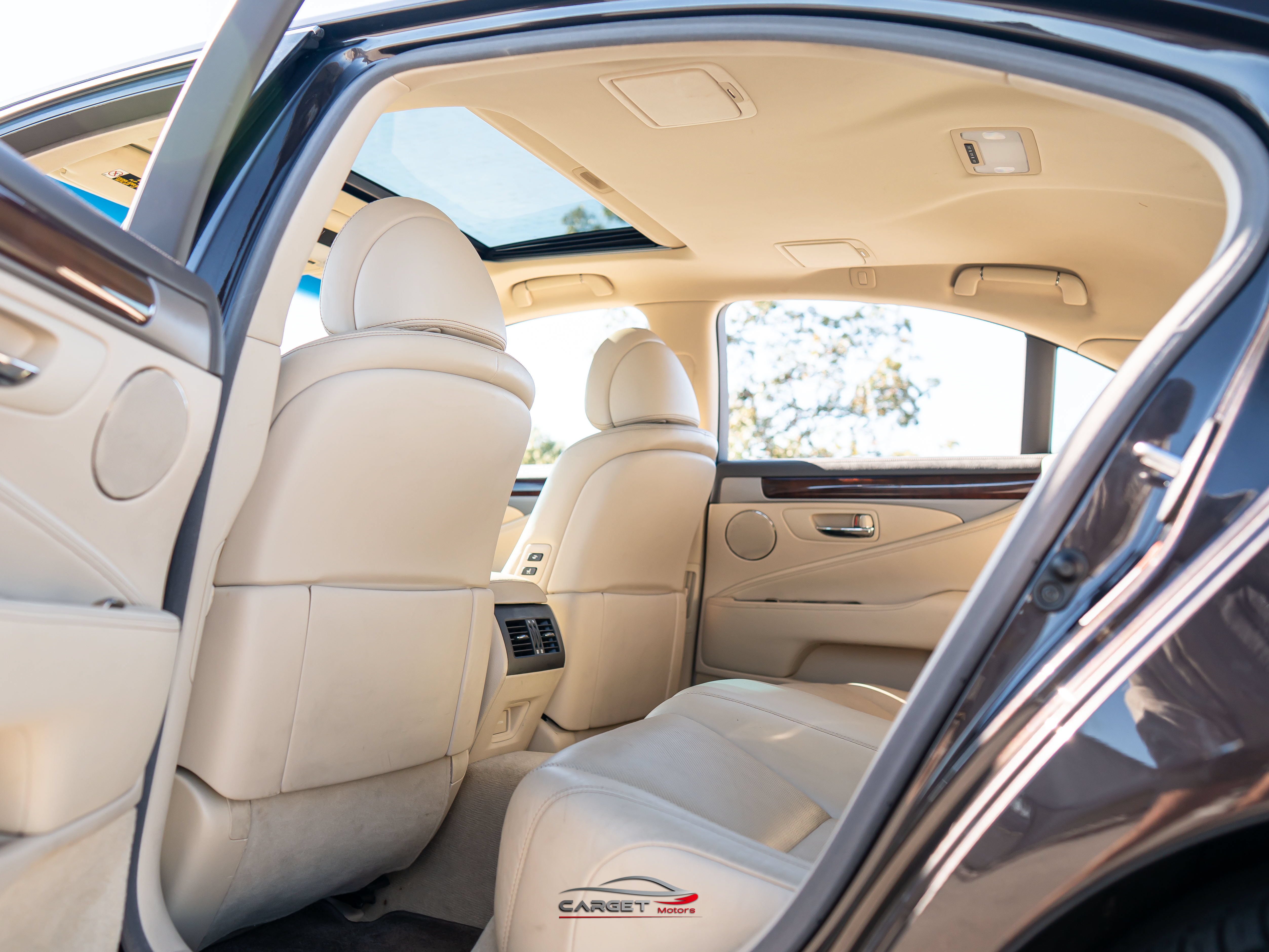 Used 2016 Lexus LS 460 AWD w/ Comfort Package image 20