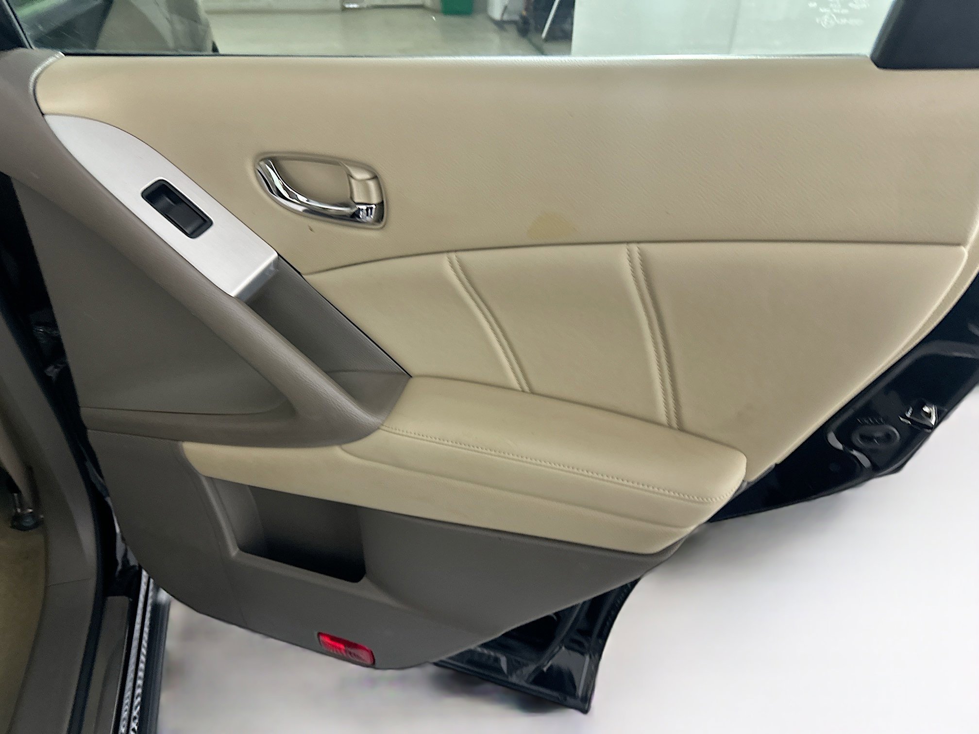 Used 2011 Nissan Murano SL image 30