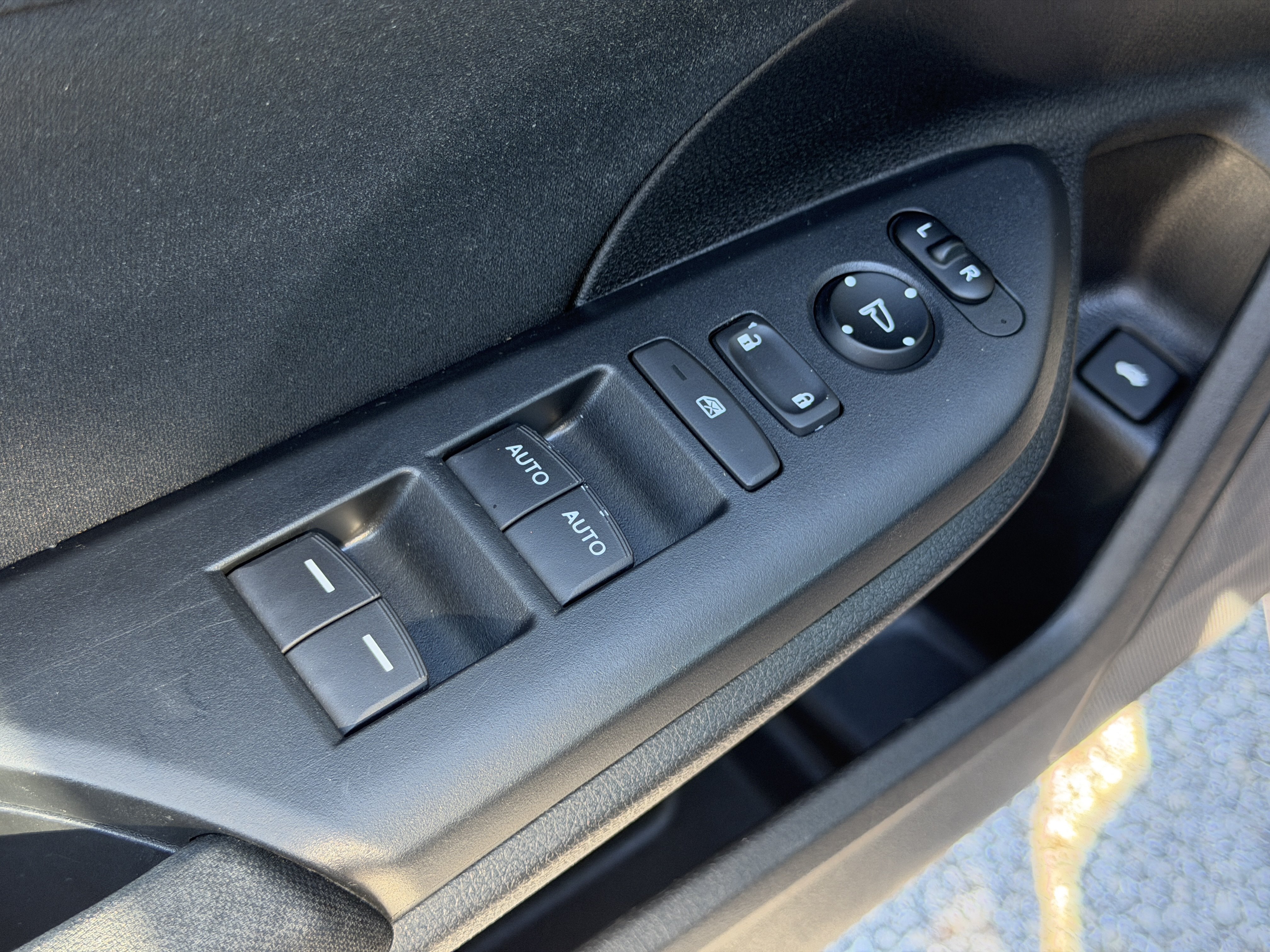 Used 2016 Honda Civic EX-T image 19