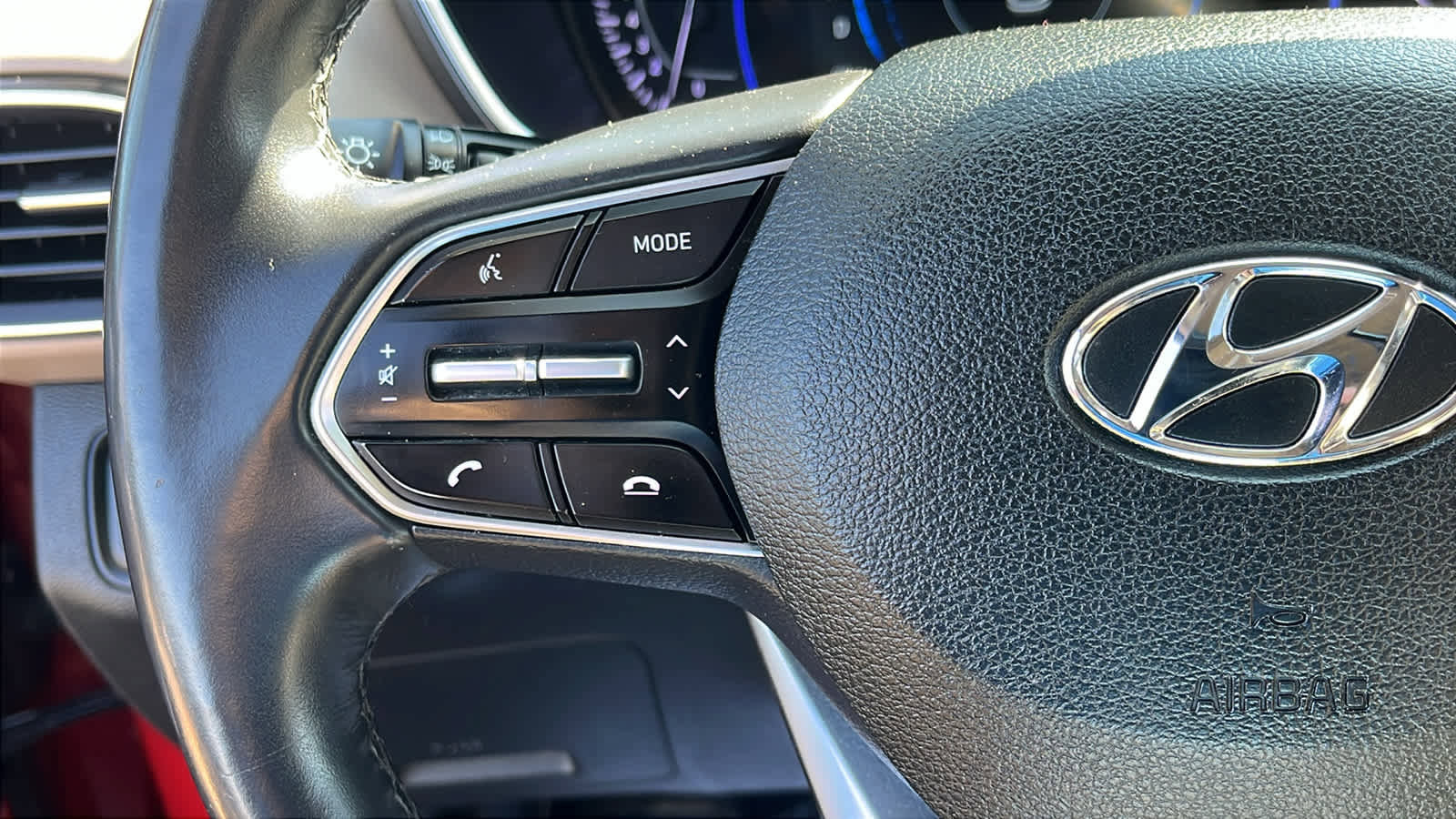 Used 2019 Hyundai Santa Fe AWD image 12