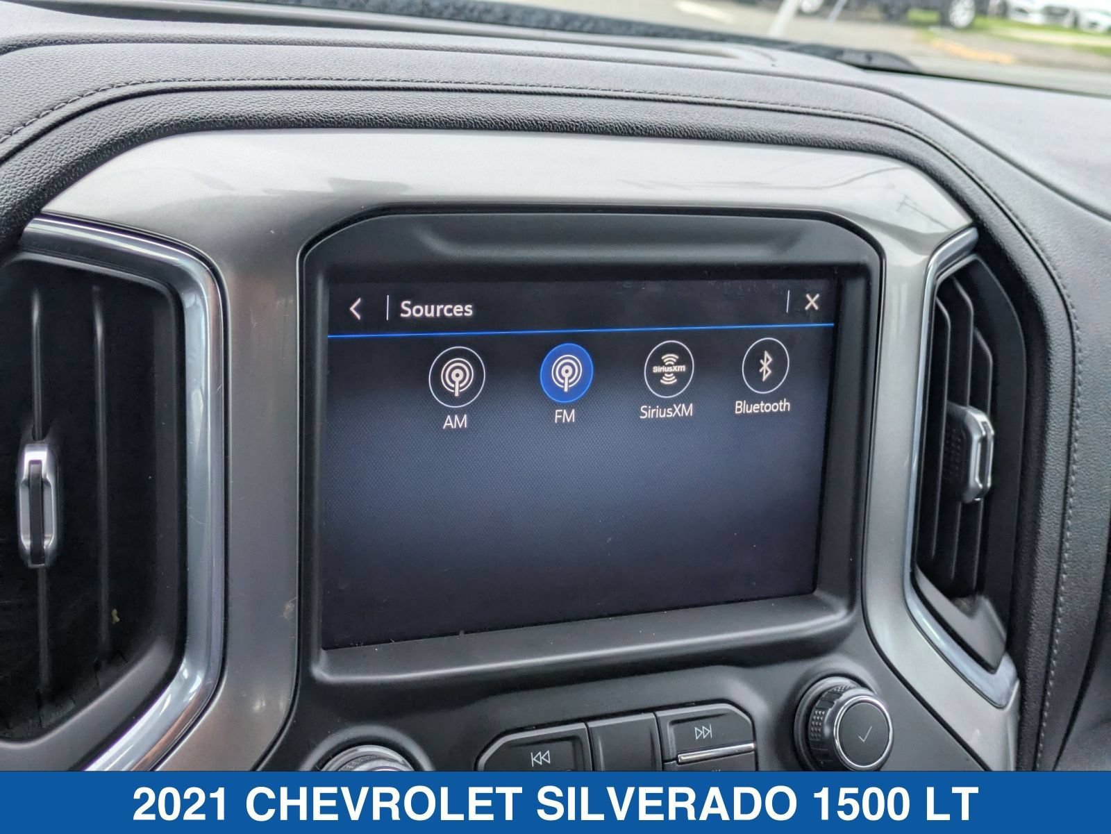 Used 2021 Chevrolet Silverado 1500 LT w/ True North Edition Plus AWD/4WD image 25