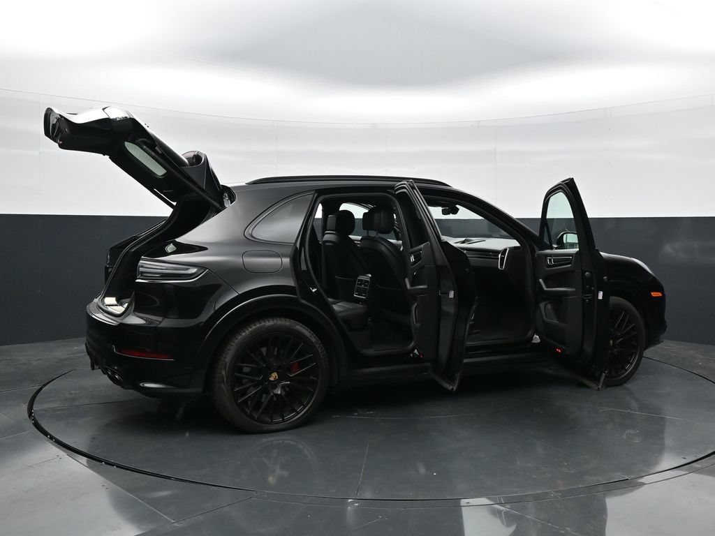 Used 2023 Porsche Cayenne GTS AWD/4WD image 50