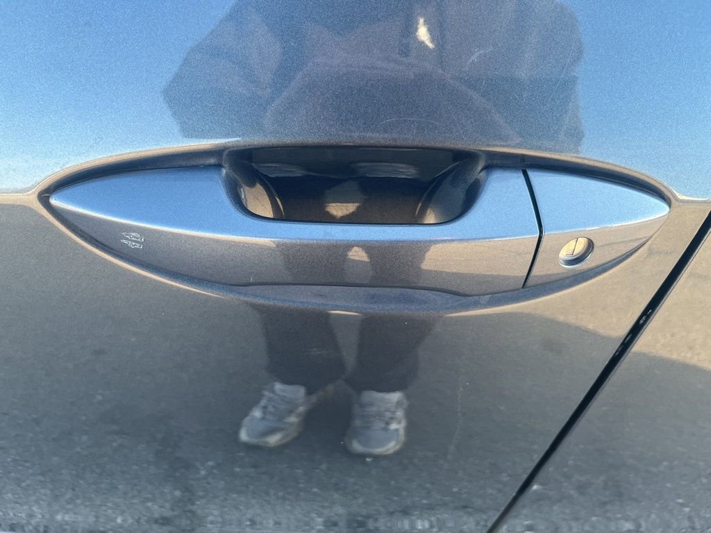 Used 2015 Toyota Corolla S image 39