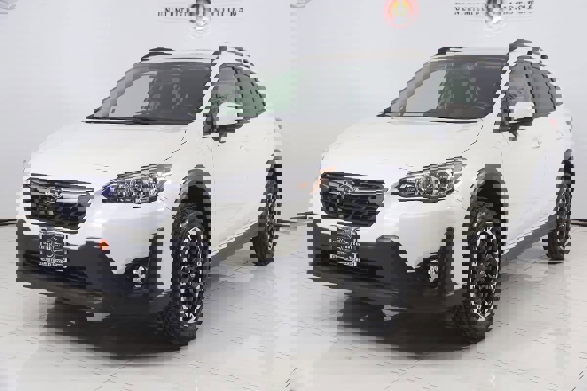 Used 2023 Subaru Crosstrek 2.0i Premium image 5