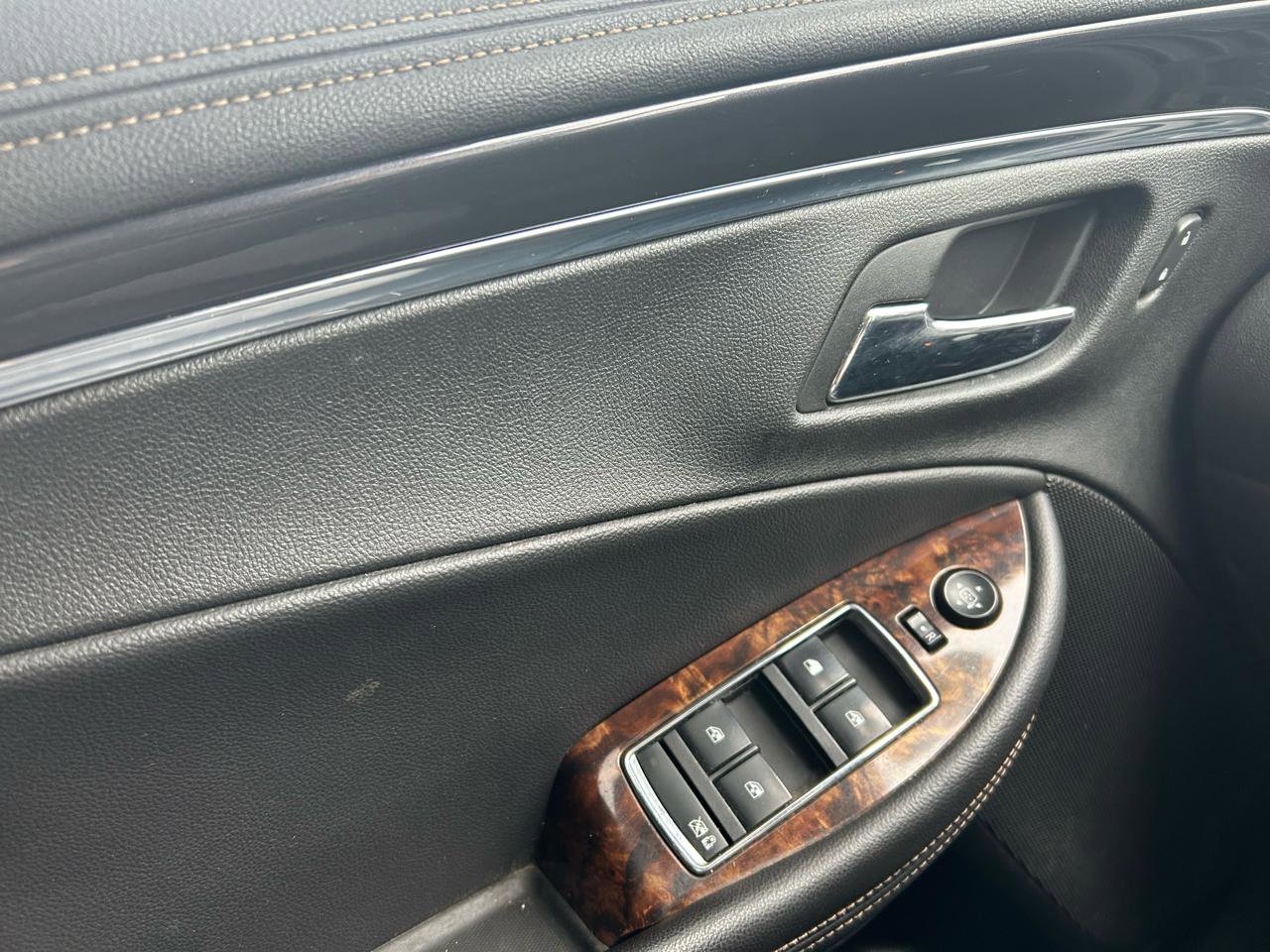 Used 2014 Chevrolet Impala LT w/ Convenience Package FWD image 25