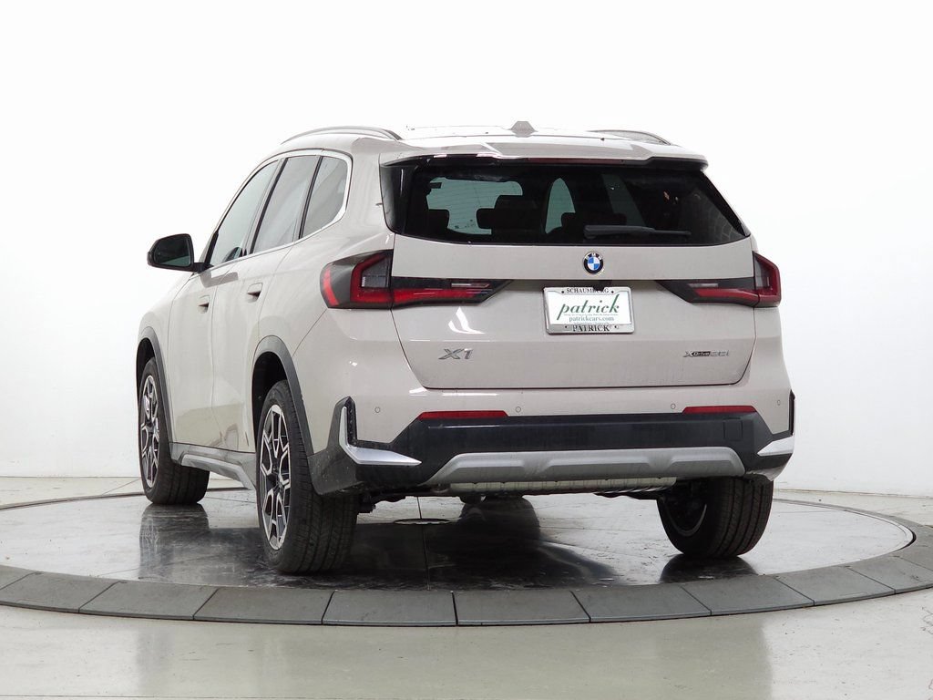 Used 2026 BMW X1 xDrive28i w/ Technology Package AWD/4WD image 5