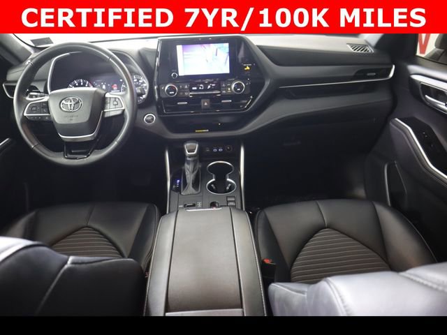 Used 2023 Toyota Highlander XSE FWD image 15