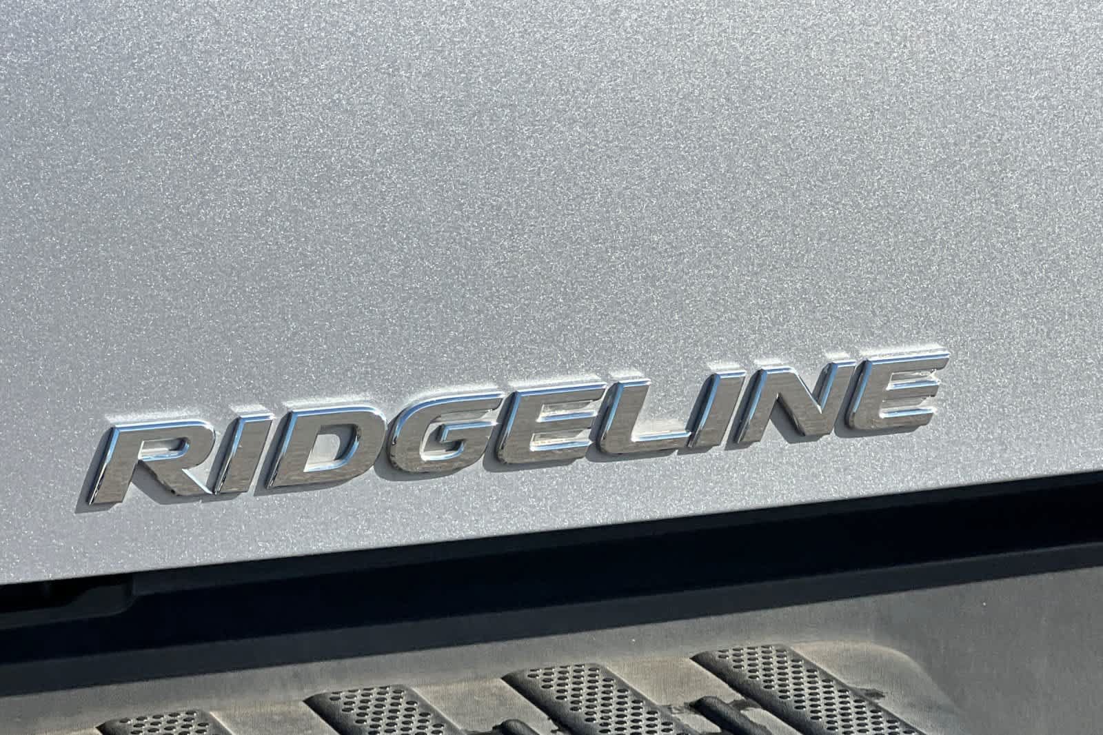 Used 2017 Honda Ridgeline RTL-T image 32