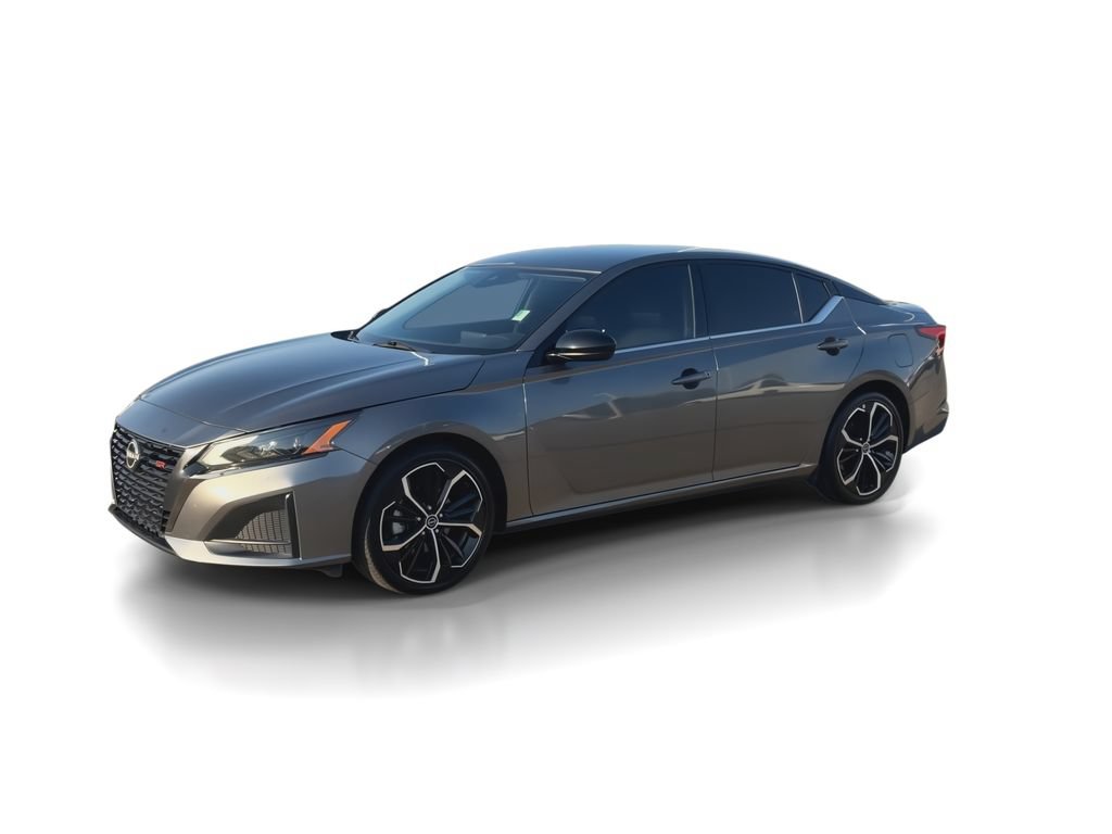 Used 2023 Nissan Altima 2.5 SR FWD image 4