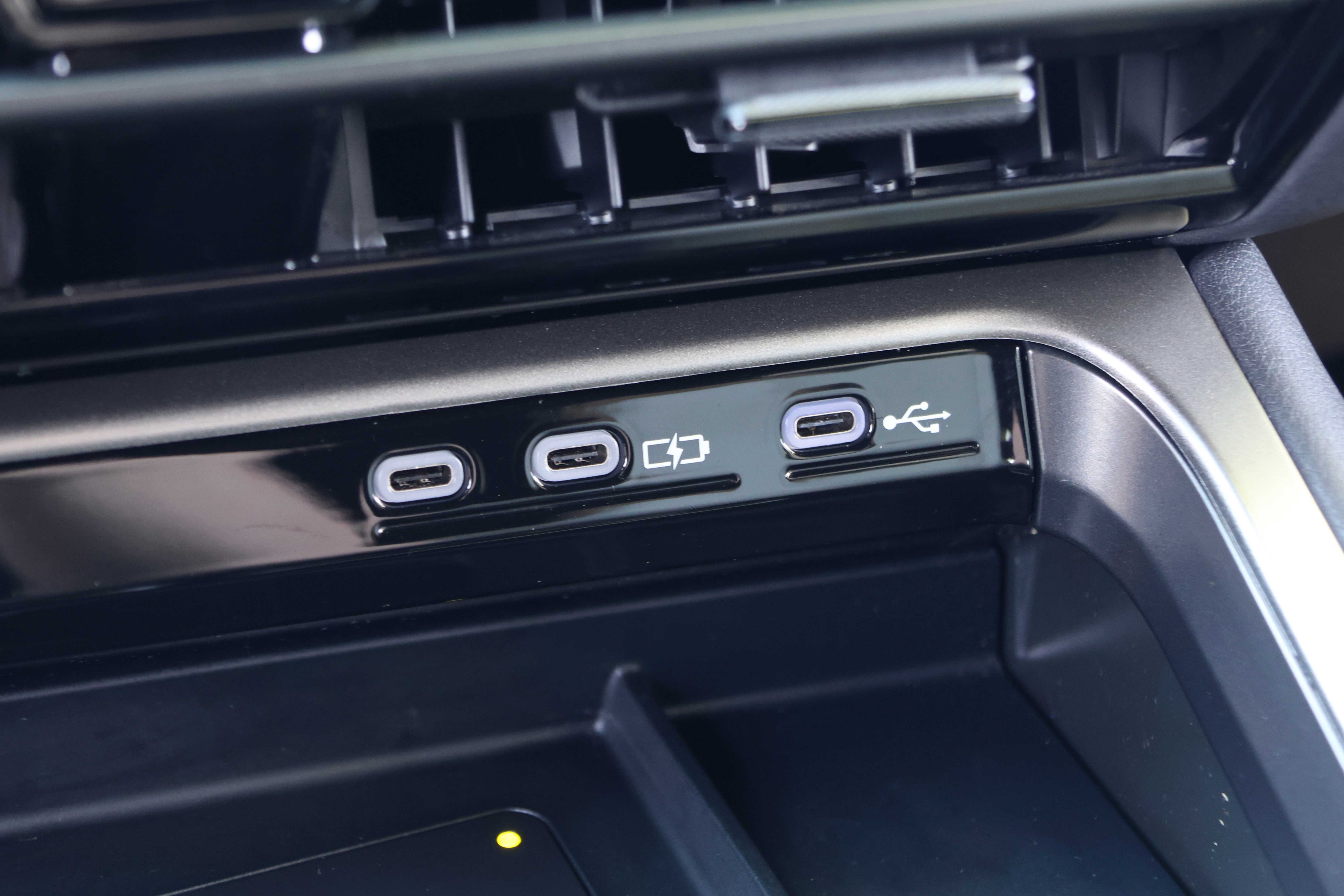 Certified 2024 Lexus TX 350 FWD w/ Captains Chair Package image 28