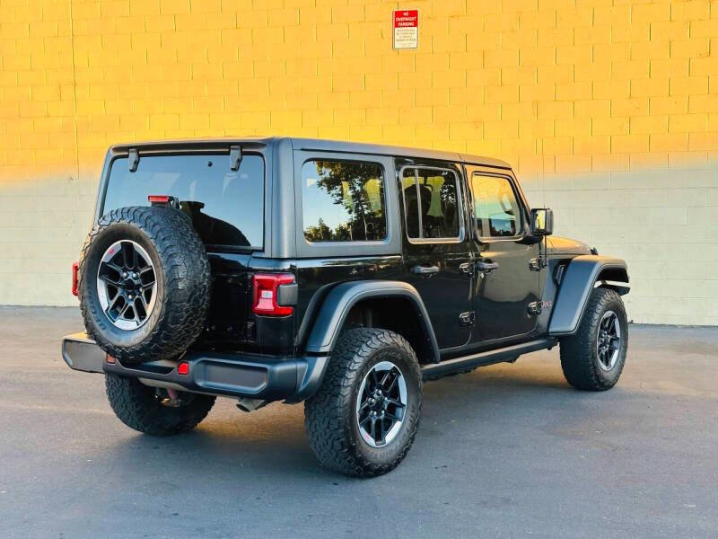 Used 2019 Jeep Wrangler Unlimited Rubicon AWD/4WD image 8