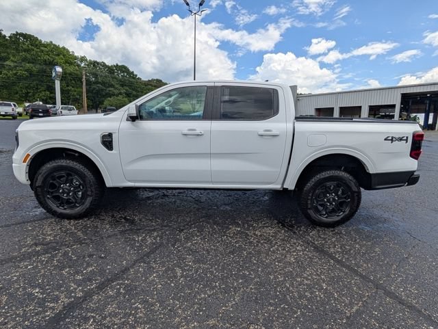 Used 2025 Ford Ranger Lariat w/ Black Appearance Package AWD/4WD image 2
