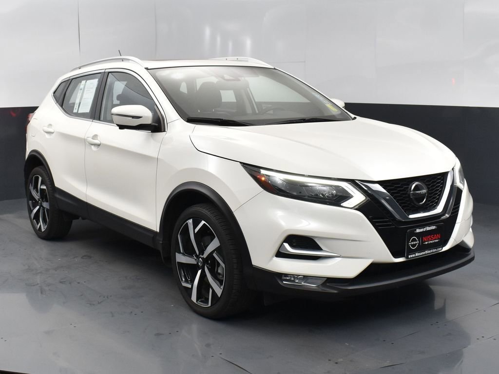Used 2022 Nissan Rogue Sport SL w/ Premium Package