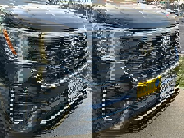 New 2026 Volkswagen Atlas Cross Sport SEL Premium R-Line image 8