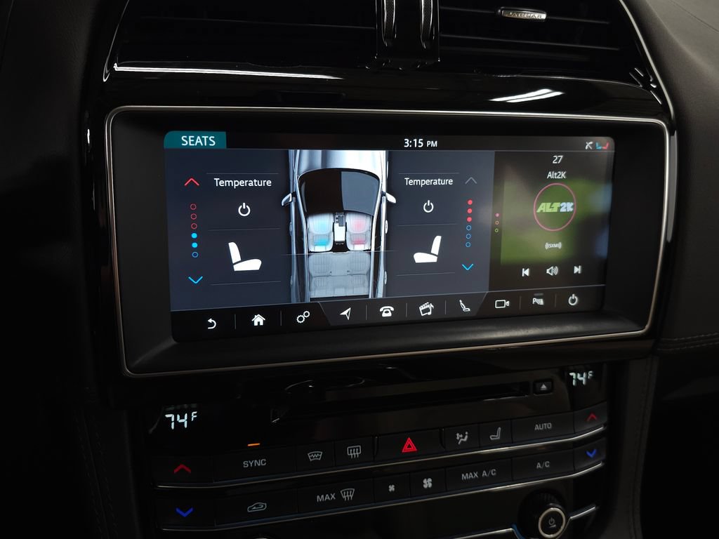 Used 2020 Jaguar F-PACE Prestige AWD/4WD image 28
