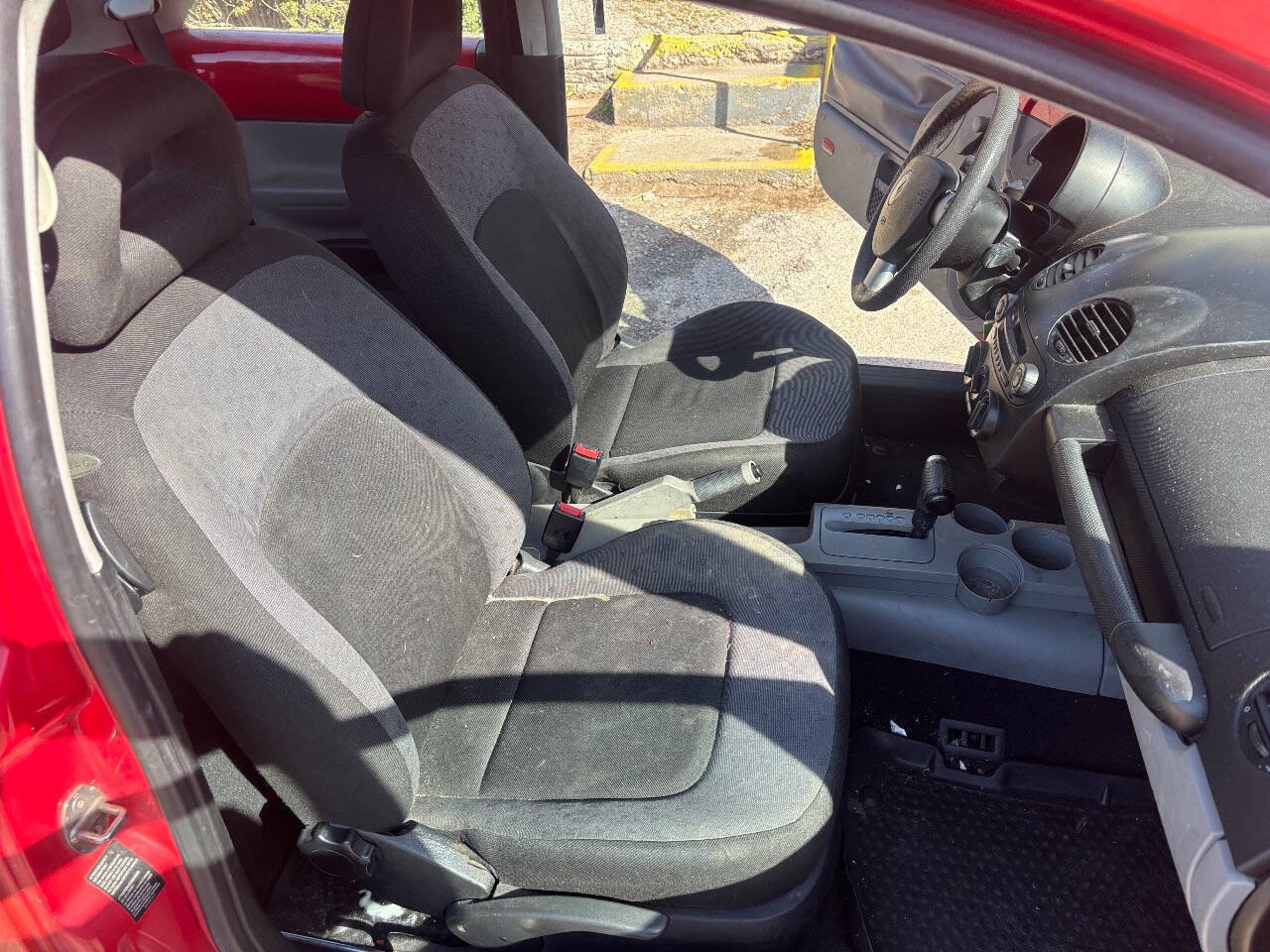 Used 2000 Volkswagen Beetle GL image 17