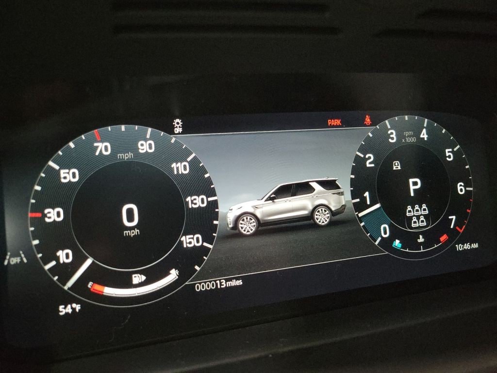 New 2026 Land Rover Discovery Dynamic SE AWD/4WD image 17