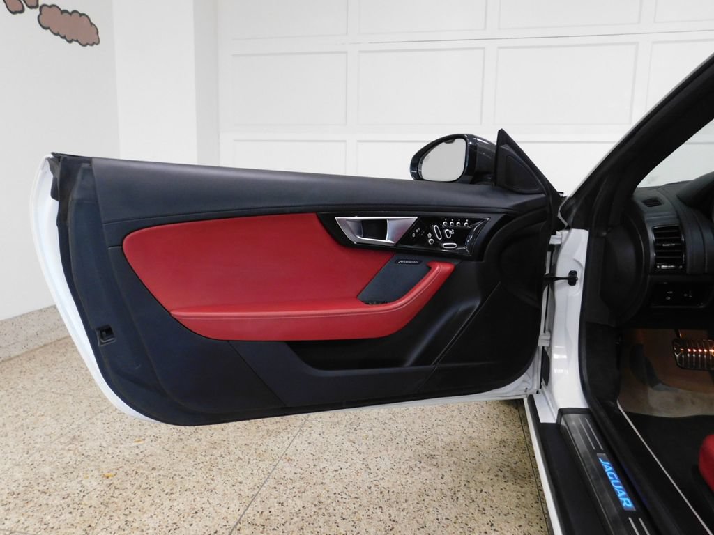 Used 2014 Jaguar F-TYPE S RWD image 43