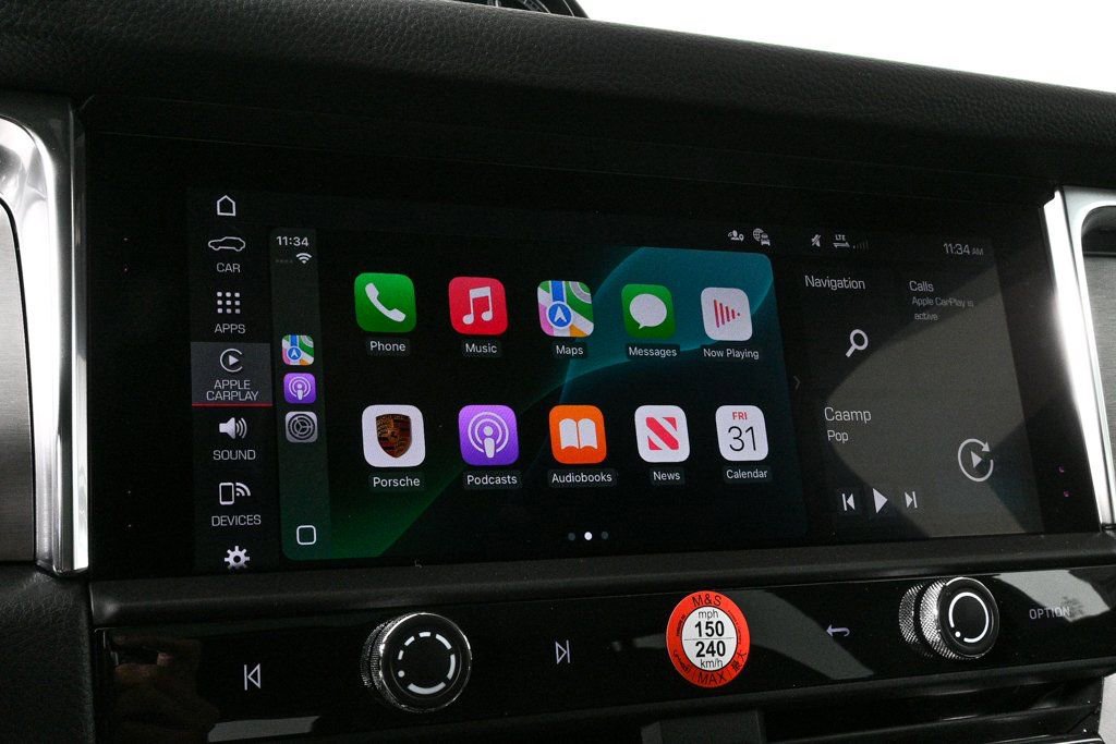 Certified 2026 Porsche Macan AWD/4WD image 16
