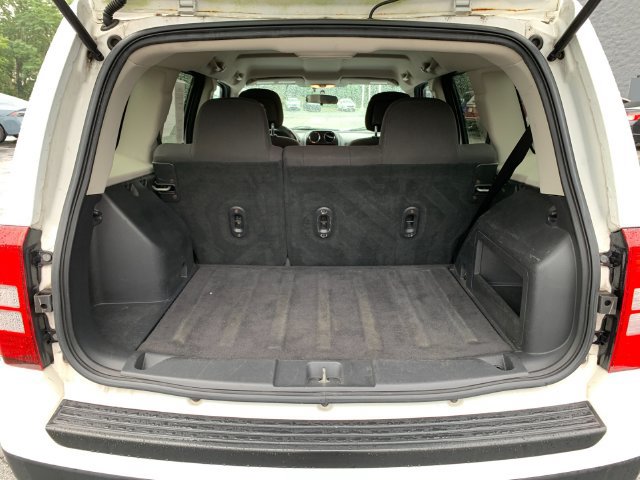Used 2012 Jeep Patriot Sport w/ PWR Value Group FWD image 17