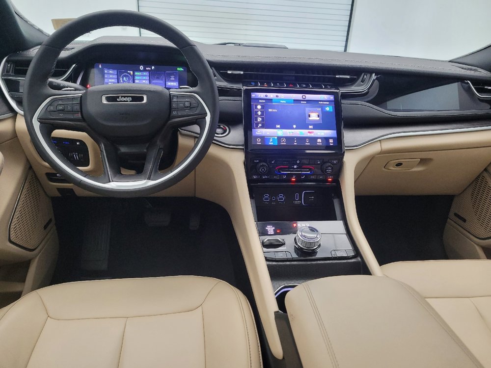 Used 2024 Jeep Grand Cherokee Limited 4xe image 22