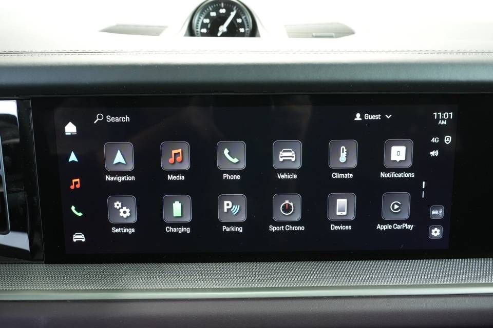 New 2025 Porsche Cayenne E-Hybrid AWD/4WD image 19